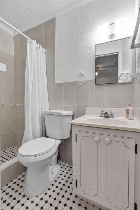 Недавно арендовано: $3,500 (3 спален, 2 ванн, 2099 Квадратных фут)