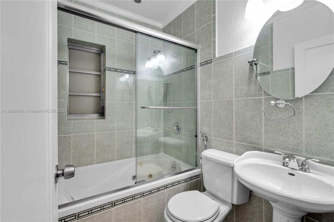 最近租的: $3,500 (3 贝兹, 2 浴室, 2099 平方英尺)