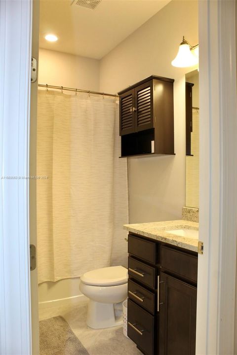 Bathroom #2 with Tub/Shower Combo