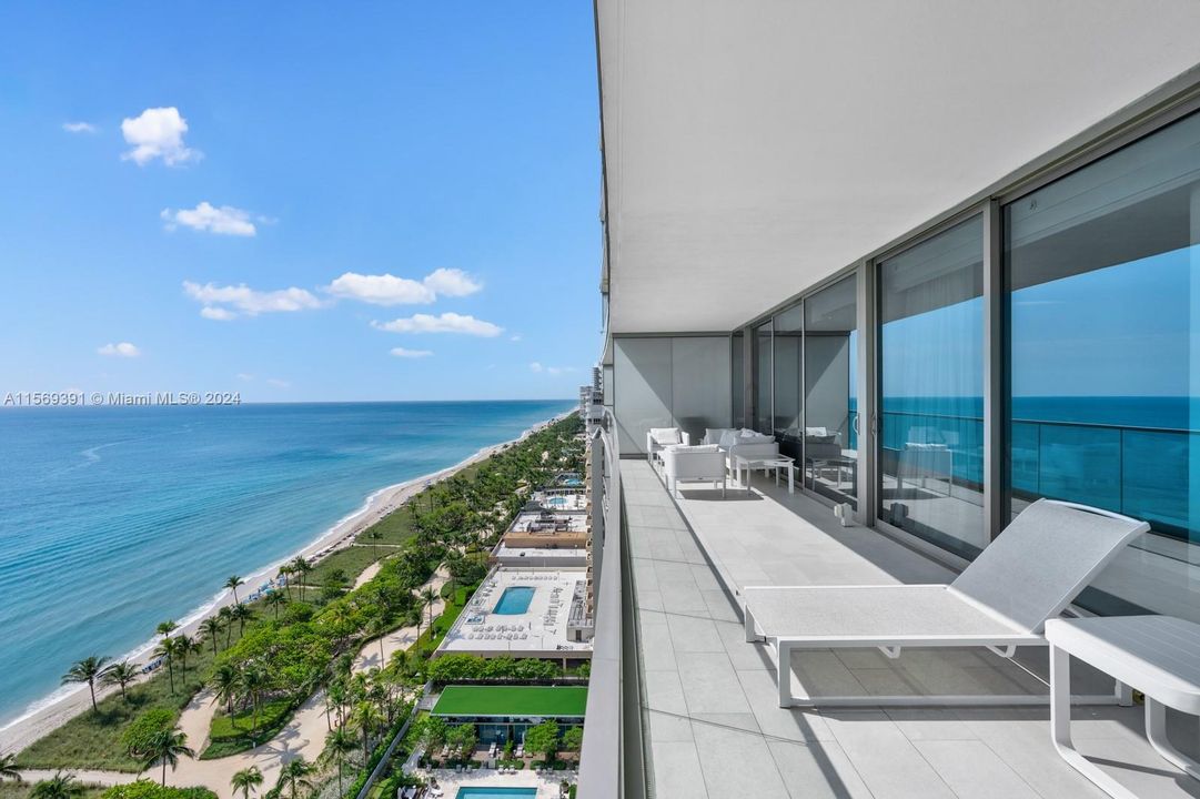 For Sale: $10,950,000 (3 beds, 4 baths, 3592 Square Feet)