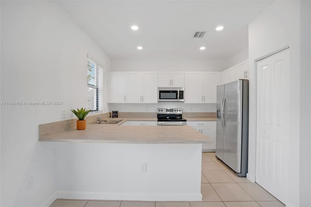 For Sale: $498,000 (3 beds, 2 baths, 1485 Square Feet)