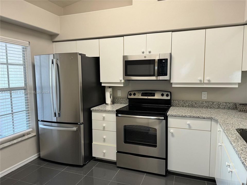 For Sale: $275,000 (3 beds, 2 baths, 0 Square Feet)
