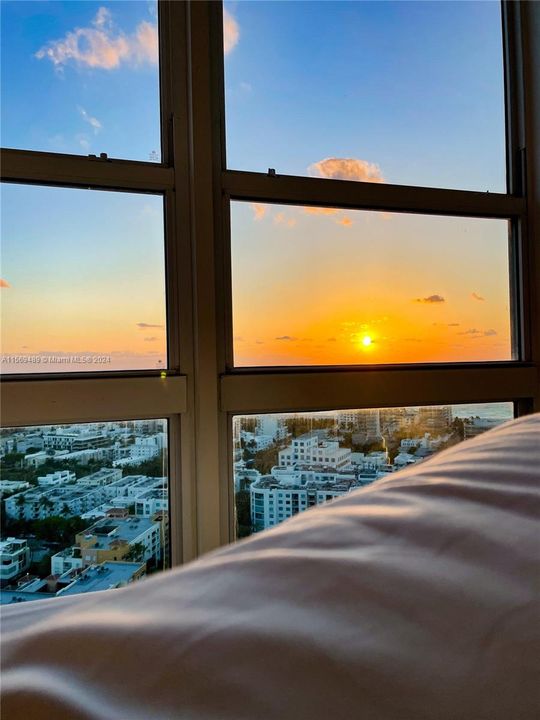 Recently Rented: $4,100 (1 beds, 1 baths, 740 Square Feet)