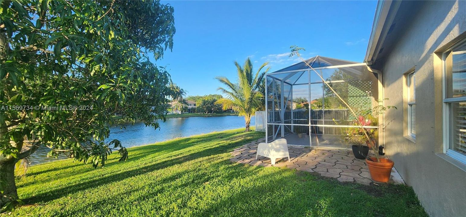 Recently Rented: $5,500 (4 beds, 2 baths, 2115 Square Feet)