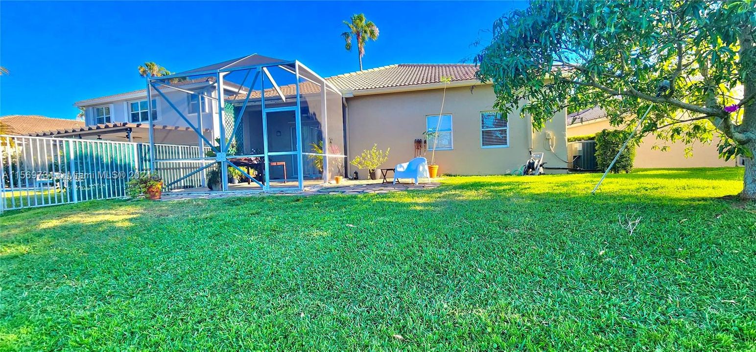 Recently Rented: $5,500 (4 beds, 2 baths, 2115 Square Feet)