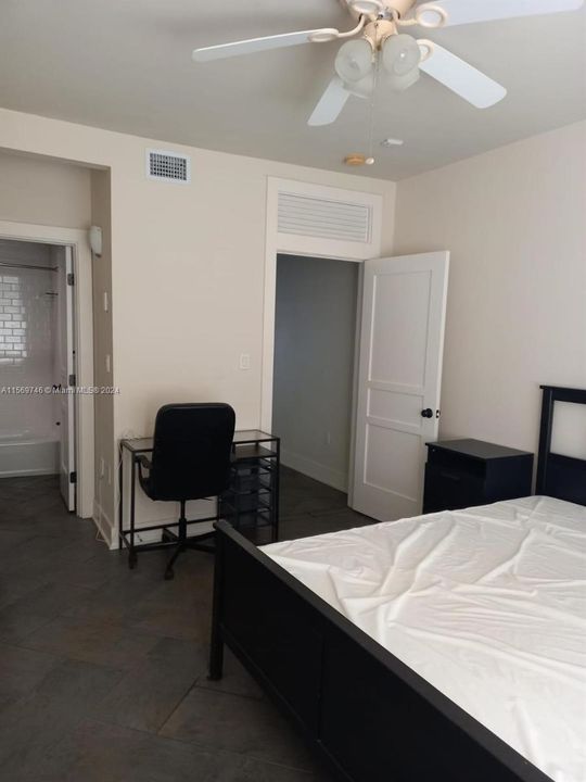 Recently Rented: $1,750 (1 beds, 1 baths, 530 Square Feet)