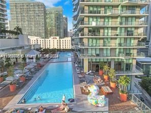 For Sale: $749,000 (1 beds, 2 baths, 880 Square Feet)