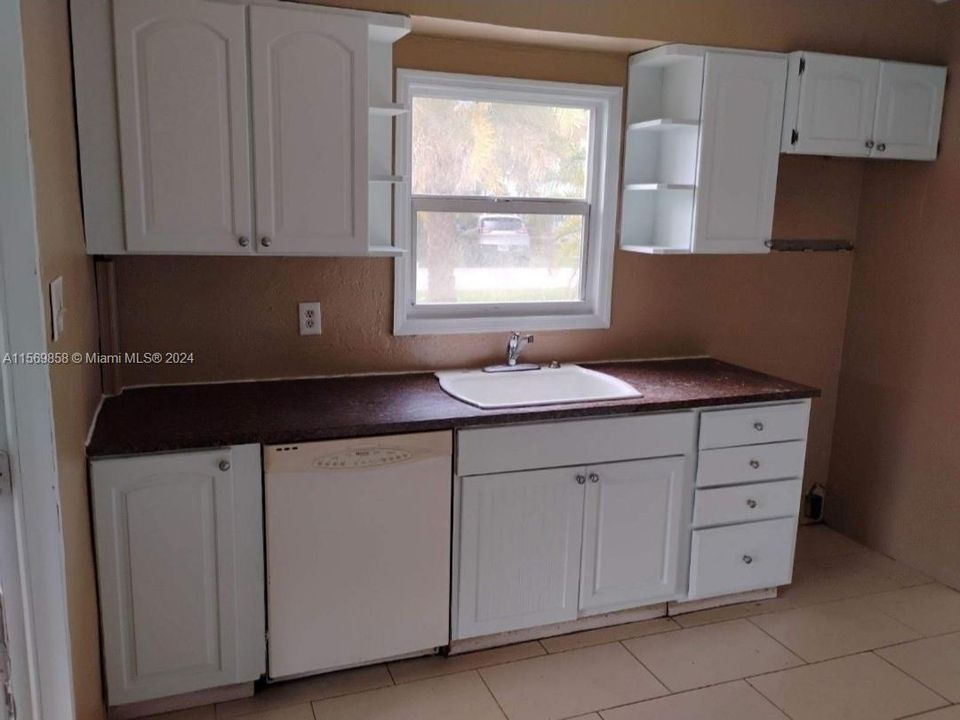 For Sale: $210,000 (3 beds, 1 baths, 0 Square Feet)