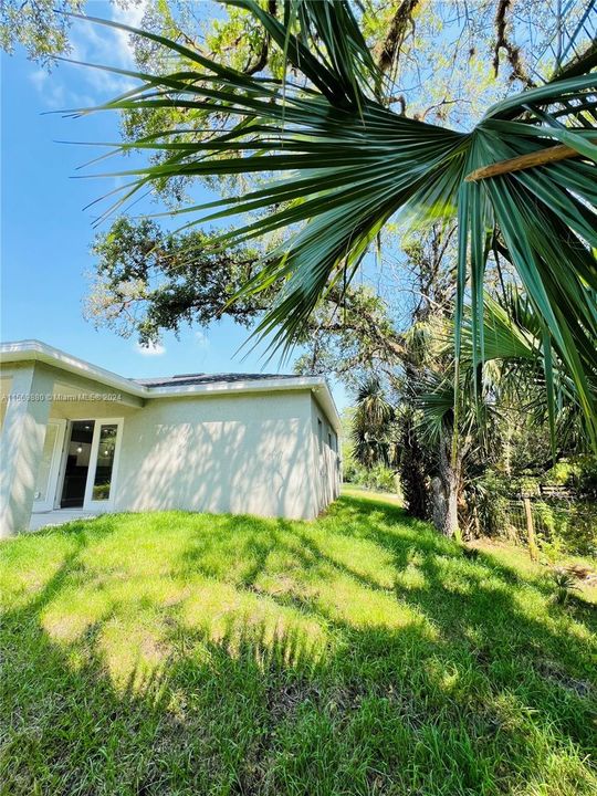 Recently Sold: $315,000 (4 beds, 2 baths, 1439 Square Feet)