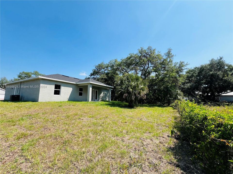 Recently Sold: $315,000 (4 beds, 2 baths, 1439 Square Feet)