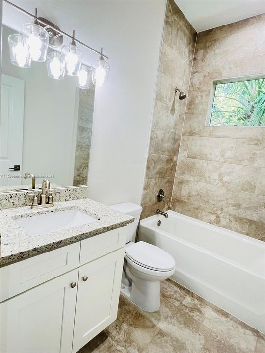 Recently Sold: $315,000 (4 beds, 2 baths, 1439 Square Feet)