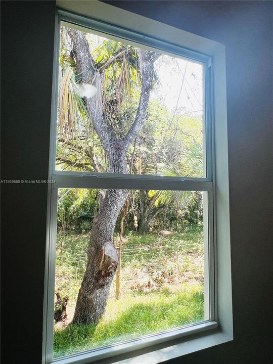 Recently Sold: $315,000 (4 beds, 2 baths, 1439 Square Feet)