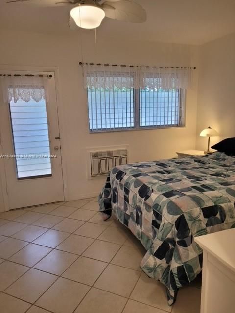 For Sale: $120,000 (1 beds, 1 baths, 625 Square Feet)