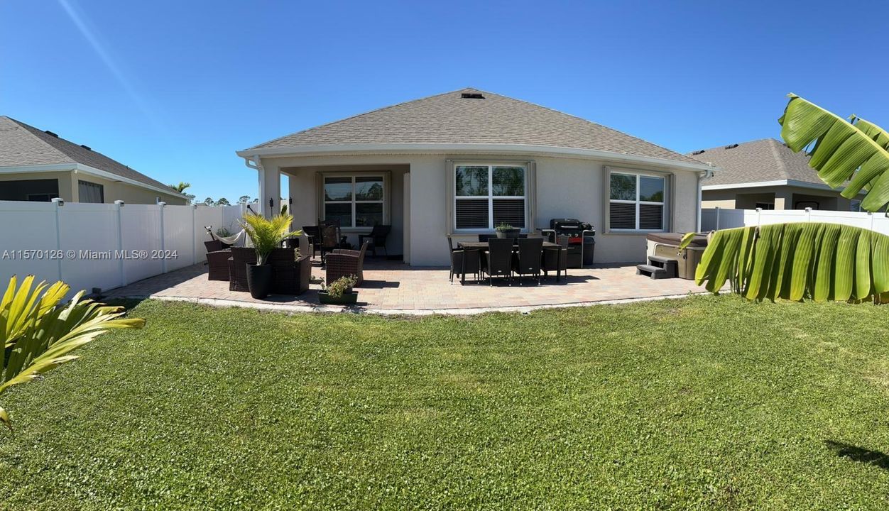 For Sale: $400,000 (3 beds, 2 baths, 0 Square Feet)