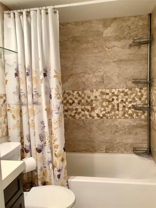 Shower/Tub