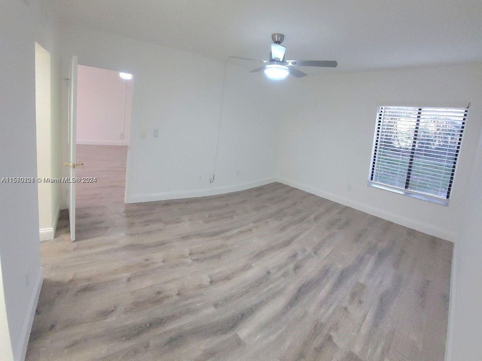 For Rent: $2,550 (2 beds, 2 baths, 1200 Square Feet)