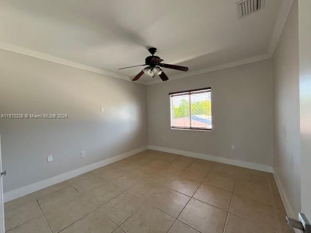 For Rent: $2,700 (2 beds, 1 baths, 4087 Square Feet)