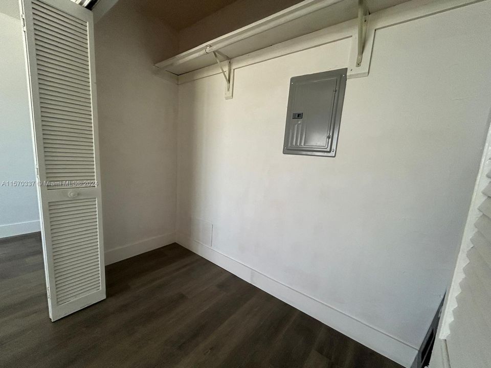 For Sale: $185,000 (1 beds, 1 baths, 0 Square Feet)