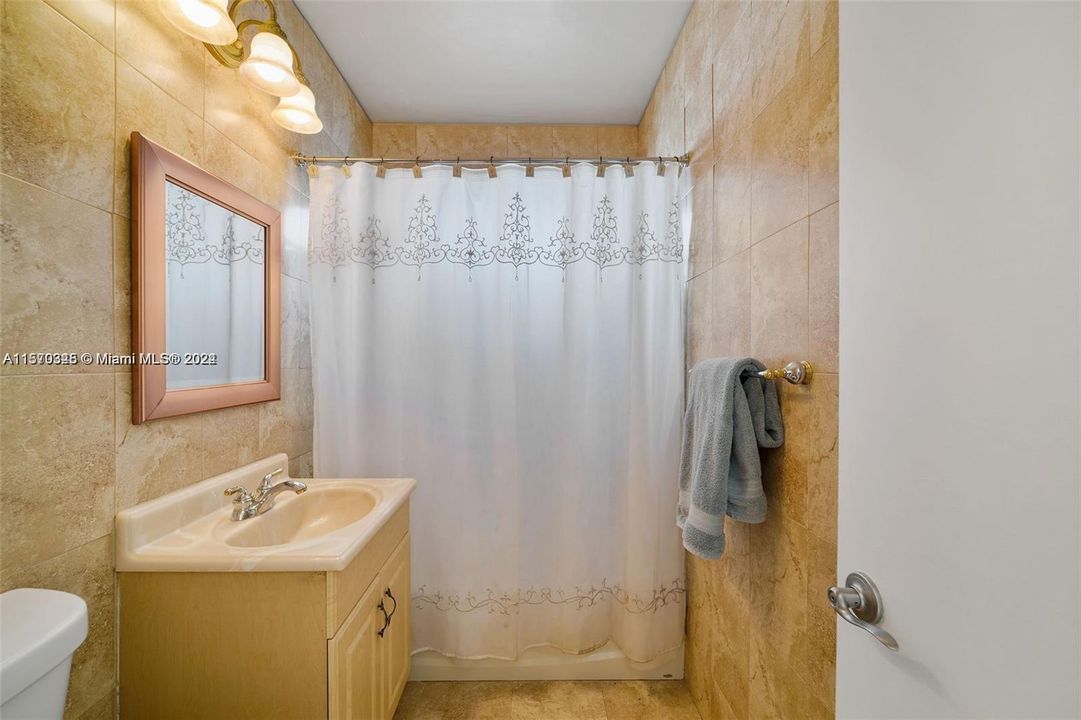 В аренду: $15,000 (3 спален, 2 ванн, 1788 Квадратных фут)