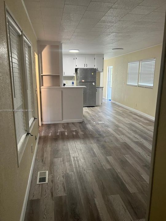 For Sale: $85,000 (2 beds, 2 baths, 1352 Square Feet)