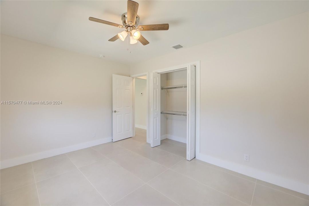 Active With Contract: $540,000 (3 beds, 2 baths, 1464 Square Feet)