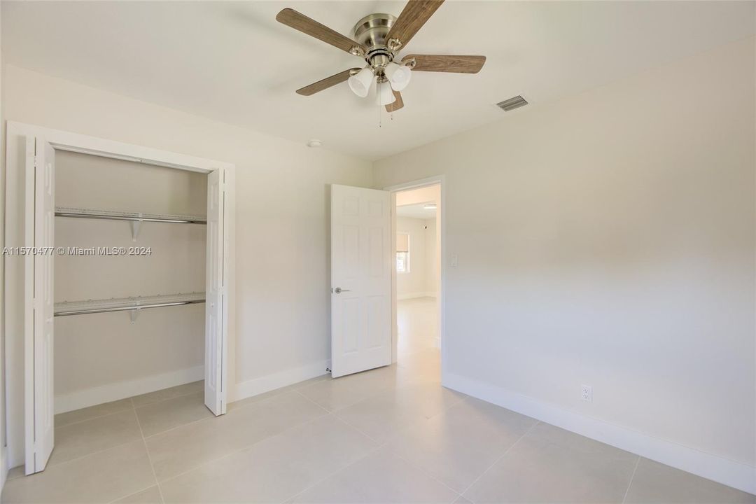 Active With Contract: $540,000 (3 beds, 2 baths, 1464 Square Feet)
