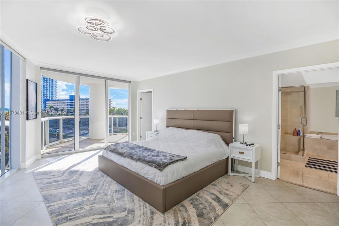 For Sale: $1,150,000 (2 beds, 2 baths, 1782 Square Feet)