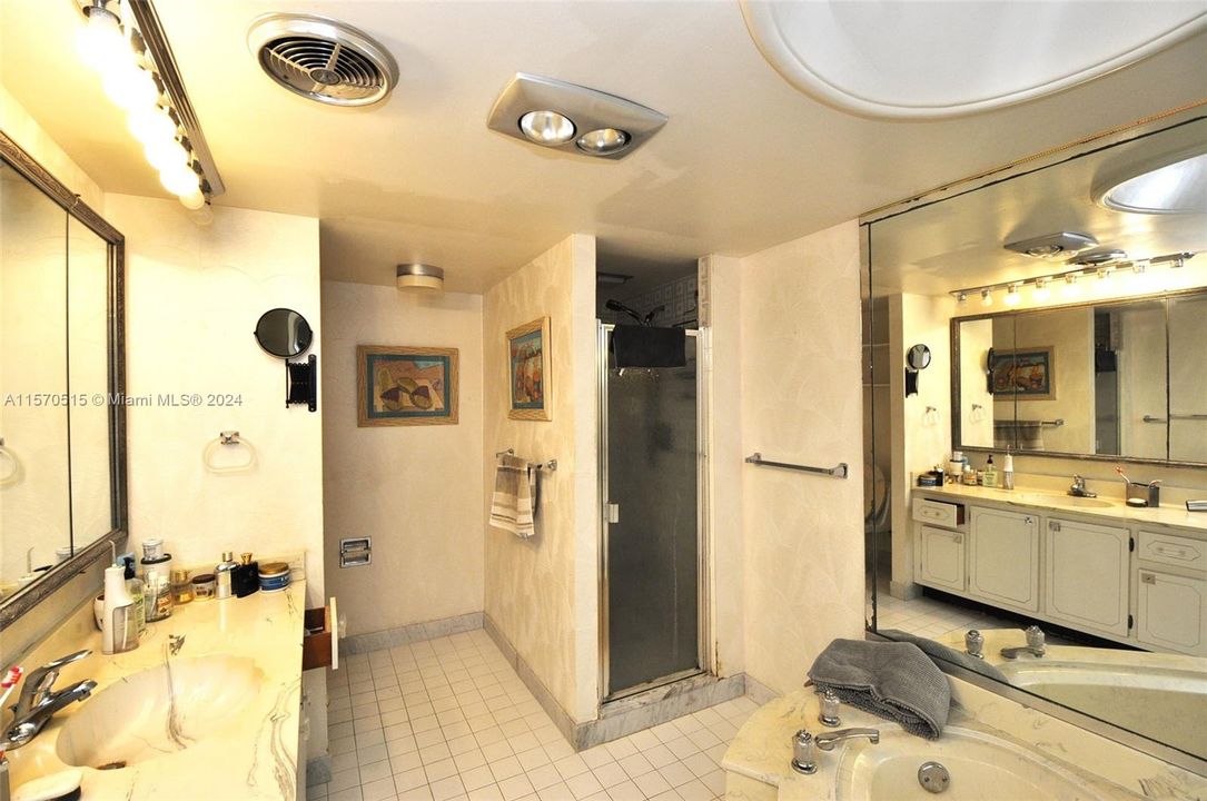 待售: $499,000 (2 贝兹, 2 浴室, 1710 平方英尺)