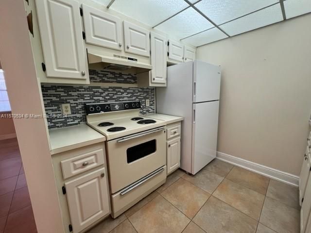 Recently Rented: $1,650 (1 beds, 1 baths, 702 Square Feet)