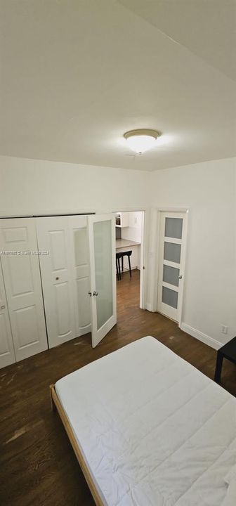 For Sale: $219,000 (1 beds, 1 baths, 470 Square Feet)
