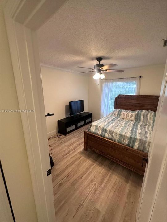 For Rent: $2,500 (2 beds, 2 baths, 1262 Square Feet)