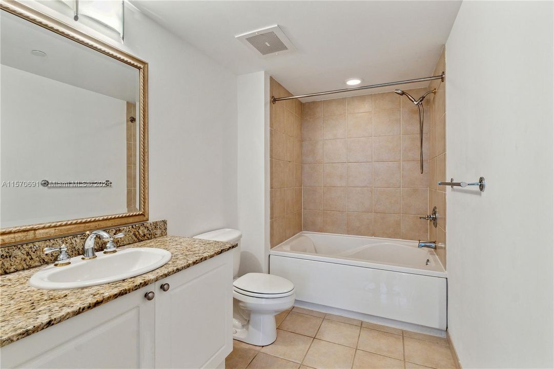 Active With Contract: $3,050 (2 beds, 2 baths, 1175 Square Feet)