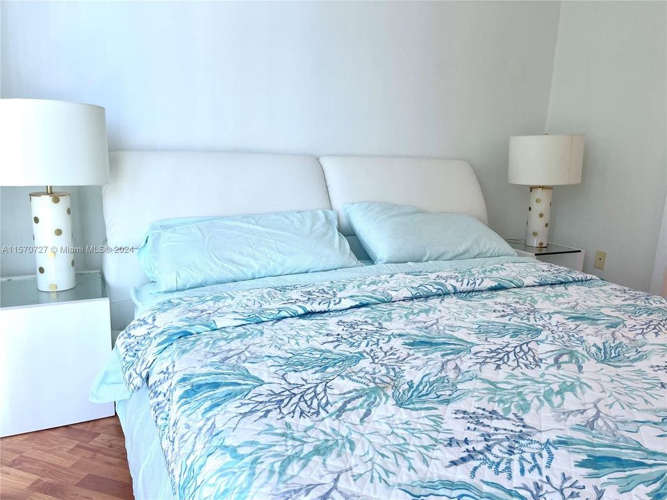 Recently Rented: $2,600 (1 beds, 1 baths, 821 Square Feet)