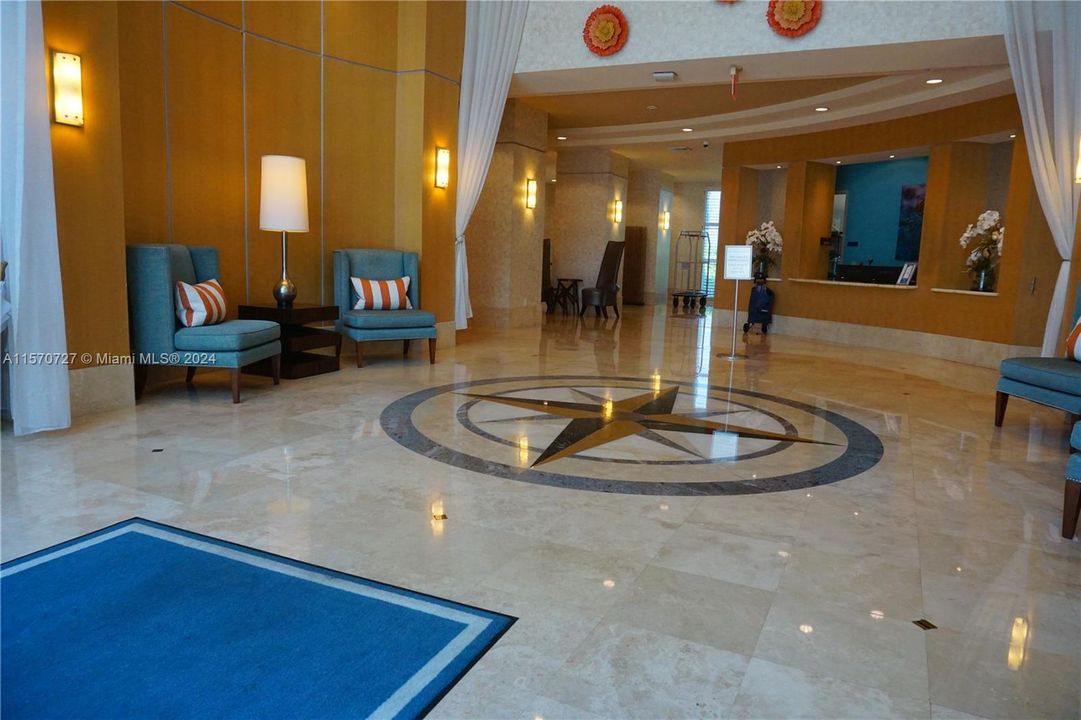 Recently Rented: $2,600 (1 beds, 1 baths, 821 Square Feet)