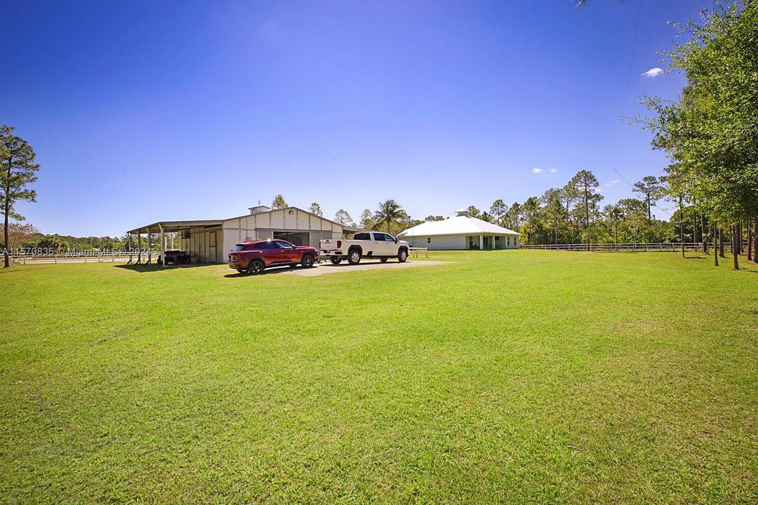 For Sale: $1,200,000 (3 beds, 2 baths, 2295 Square Feet)