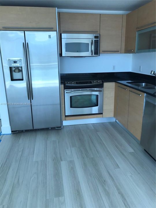 For Rent: $3,300 (1 beds, 1 baths, 0 Square Feet)