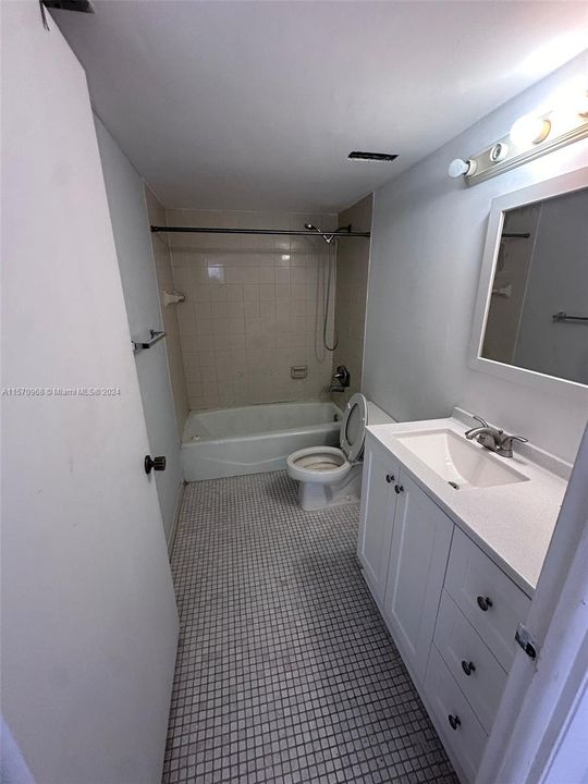 待售: $269,900 (2 贝兹, 2 浴室, 1260 平方英尺)