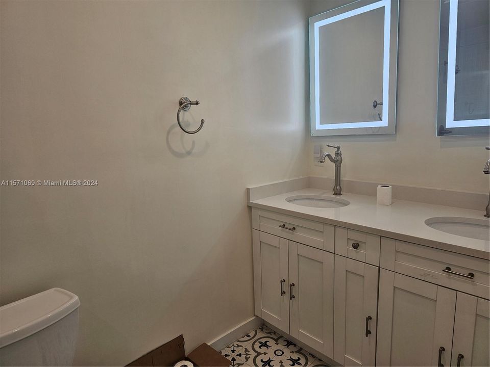 For Rent: $6,990 (3 beds, 2 baths, 0 Square Feet)