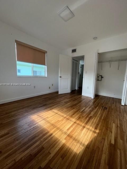 For Rent: $1,800 (1 beds, 1 baths, 612 Square Feet)