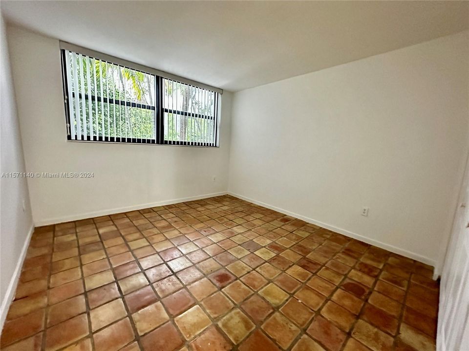 For Rent: $4,600 (2 beds, 2 baths, 1450 Square Feet)