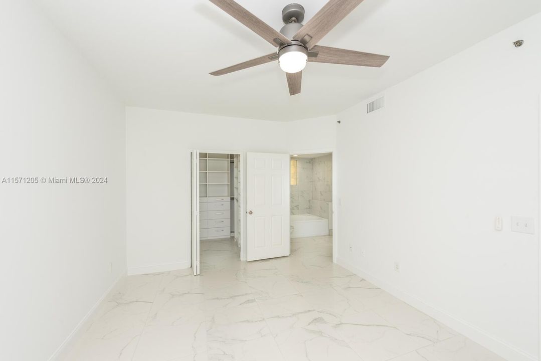 Recently Rented: $3,200 (2 beds, 2 baths, 1024 Square Feet)