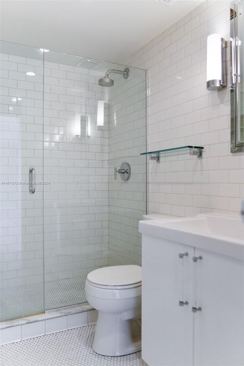 Недавно арендовано: $2,600 (1 спален, 1 ванн, 870 Квадратных фут)