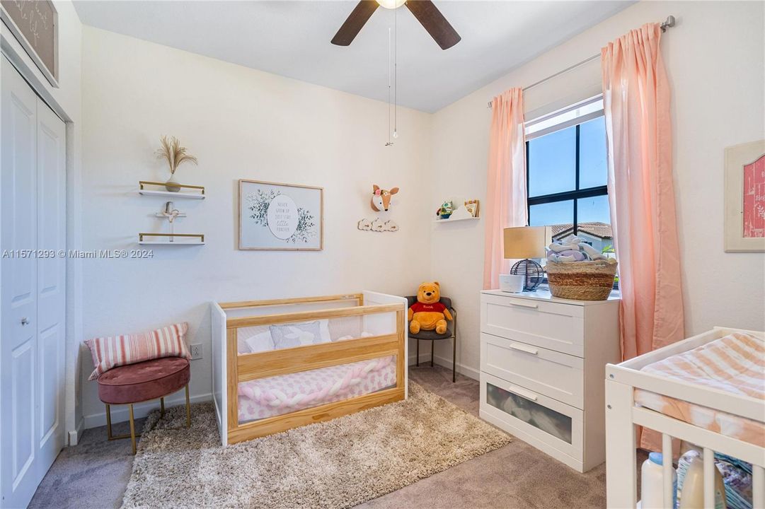 Active With Contract: $389,000 (3 beds, 2 baths, 1441 Square Feet)