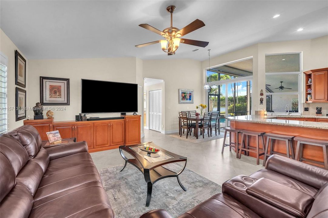For Sale: $1,299,000 (4 beds, 2 baths, 2370 Square Feet)