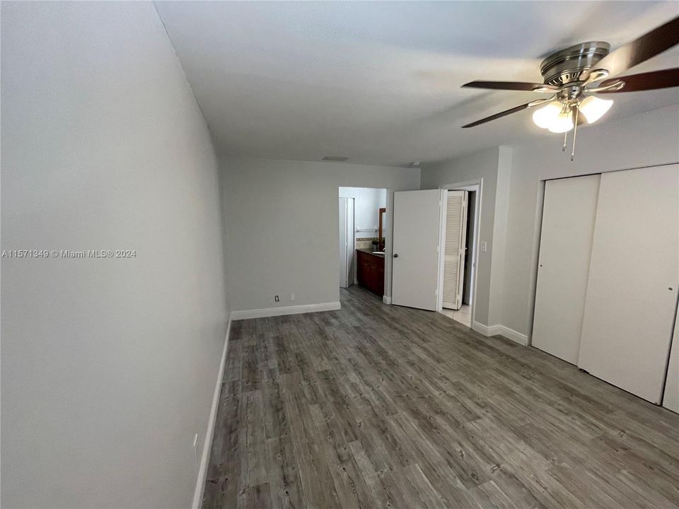 Recently Rented: $1,675 (1 beds, 1 baths, 700 Square Feet)