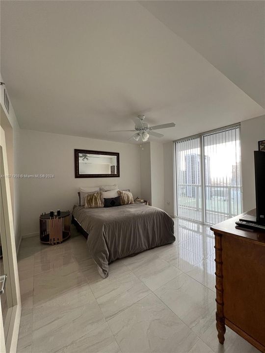 For Rent: $4,200 (2 beds, 2 baths, 1256 Square Feet)