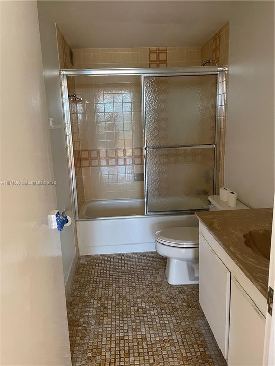 Recently Rented: $1,800 (1 beds, 1 baths, 950 Square Feet)