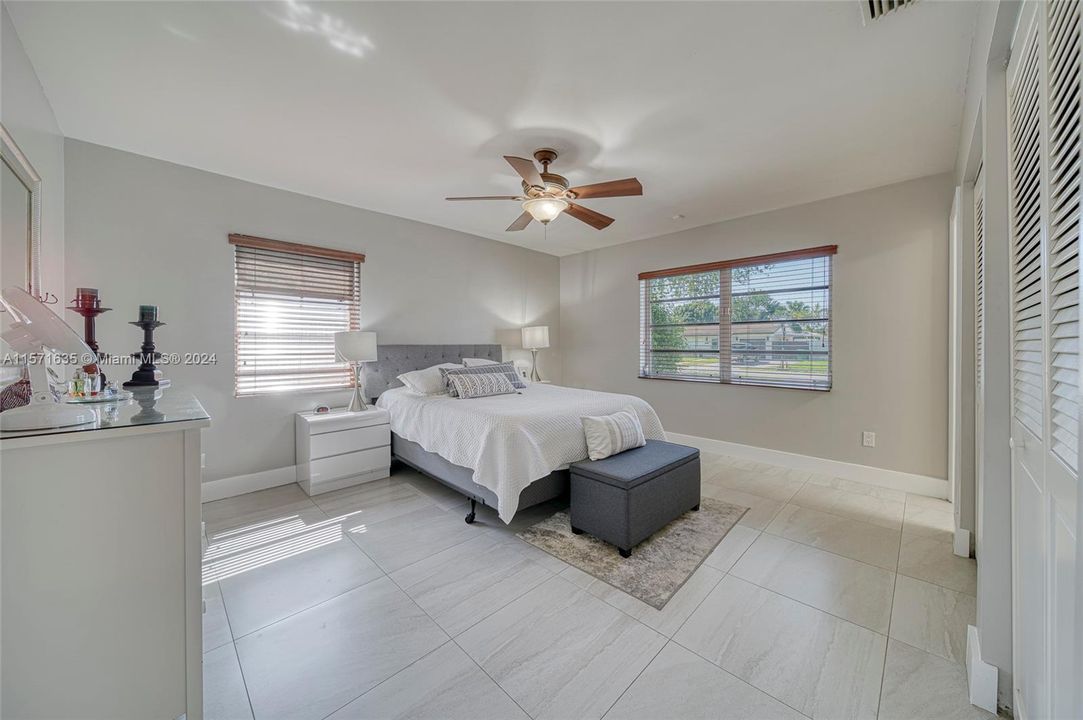 Active With Contract: $675,000 (3 beds, 2 baths, 1644 Square Feet)