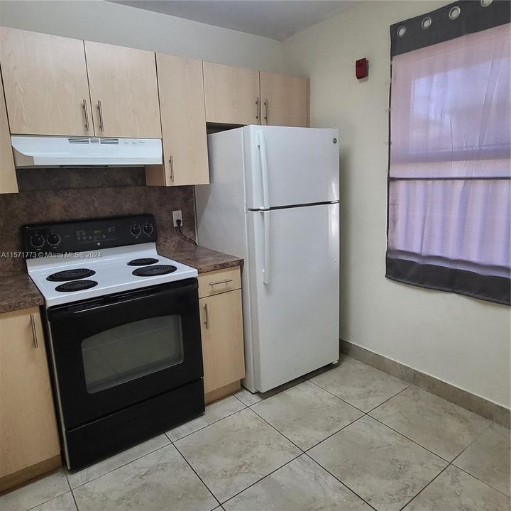 Recently Rented: $2,100 (2 beds, 2 baths, 768 Square Feet)