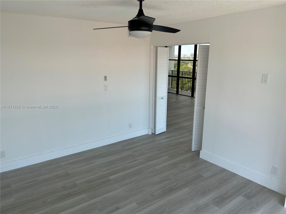 Active With Contract: $3,500 (3 beds, 2 baths, 1430 Square Feet)